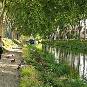 Saint-aubin - Centre-ville - Calme - Confortable Apartamento